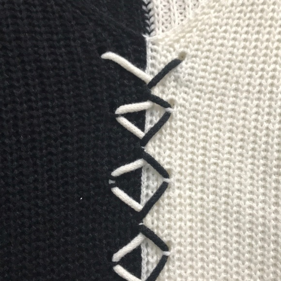 NWOT Color block lace up sweater - Picture 2 of 3